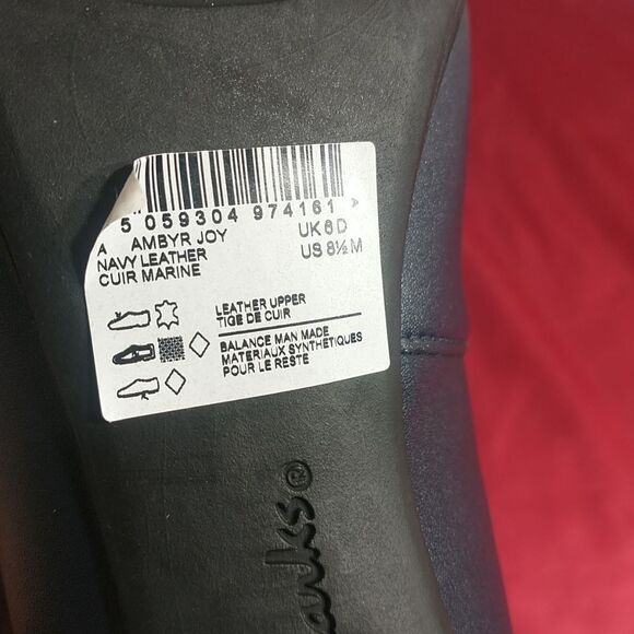 Clarks Pump Heels Womens 8.5M Blue Ambyr Joy Slip On Faux Leather Almond Toe. - Picture 2 of 9